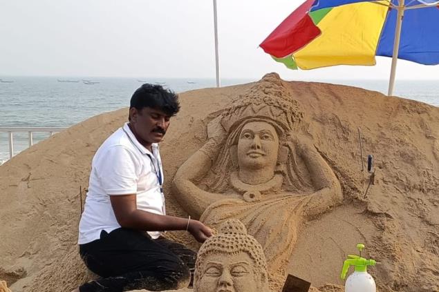 From Carpenter to Acclaimed Sand Artist: Inspiring Journey of Telangana's Ravelli Shankar