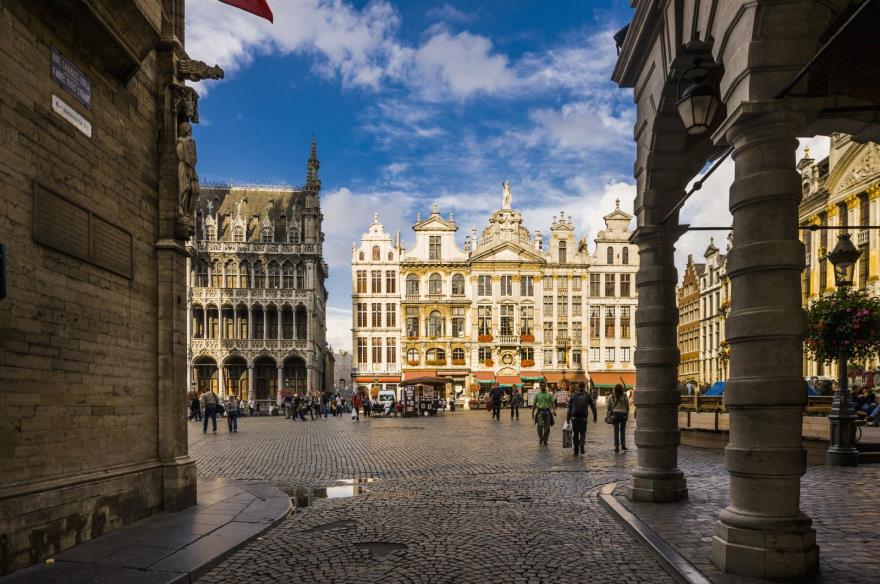 The Grand Place is occupied on each side by a number of guild houses, in addition to a few private houses. In their current form, they are largely the result of the reco<em></em>nstruction after the bombardment of 1695. (Getty Images Photo)
