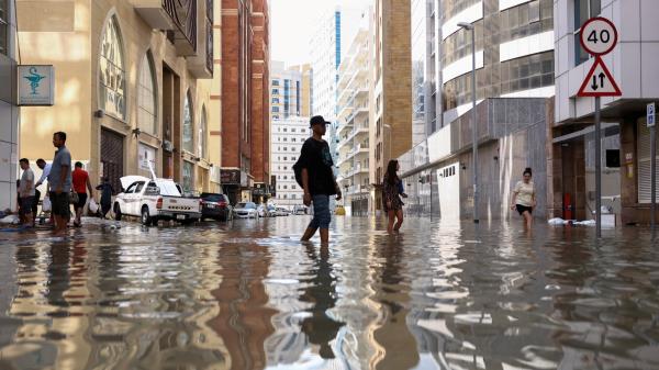 “迪拜的火节”:加密投资者陷入混乱的阿联酋洪水